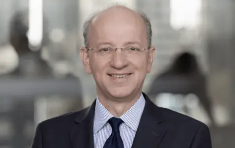 德意志交易所延长Christoph Böhm执行董事会任期至2026年