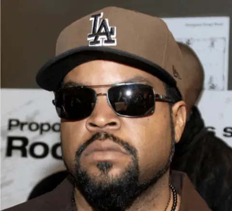 Ice Cube 指控 Robinhood 试图逃避争议广告责任