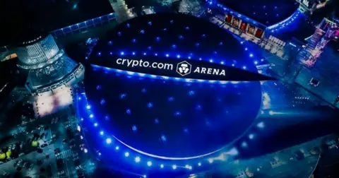 Crypto.com斥资7亿美元获斯台普斯中心20年冠名权