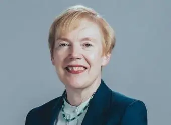 AJ Bell任命Evelyn Bourke为提名委员会成员
