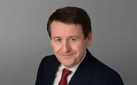 瑞信CFO David Mathers将离任，管理层迎来多项调整