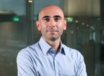 Swissquote 任命 Nestor Verrier 为新任首席运营官,接替退休的 Lino Finini
