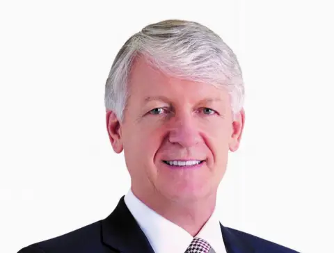 LME任命John Williamson为临时董事会主席