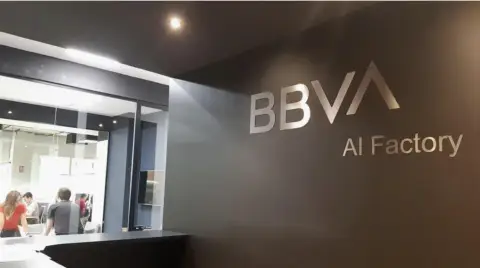 BBVA人工智能工厂扩展至墨西哥和土耳其,AI专家团队翻倍至400余人