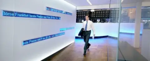 Kraken携手德意志交易所桥接传统与数字资产:360T集成Eurex衍生品互通即刻生效