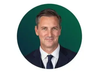 Rivvit任命Bret Bange为首席营收与战略官 加速AI驱动资产管理数据平台全球扩张