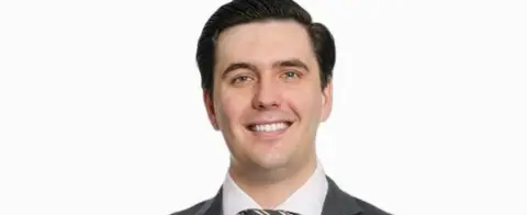 澳洲CFD经纪商Spec FX重磅任命Chris Devenish-Meares担任高级营销经理，Lucy Lu亲自背书加速全球扩张