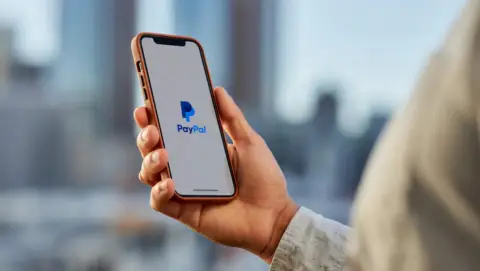KKR将收购PayPal在欧洲发起的至多400亿欧元先买后付贷款