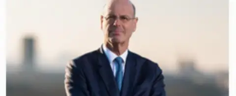 Euroclear任命法国前财长Eric Lombard为董事会非执行董事 强化欧洲金融市场基础设施治理