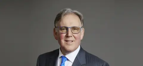 Lord Stanley Fink 出任 Britannia Global Markets 主席