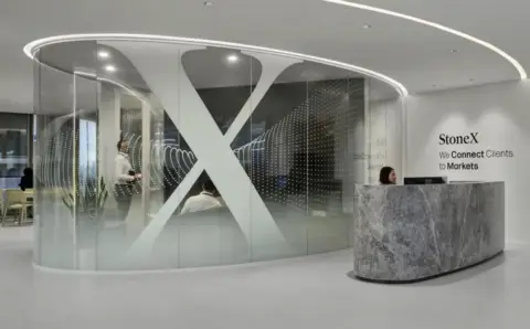 StoneX 在新加坡设立外汇交易中心，拓展亚太业务