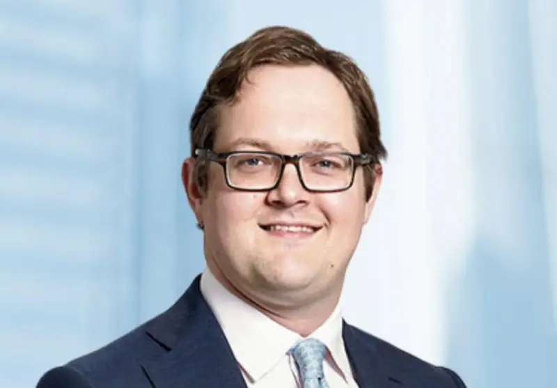 LME CEO Matthew Chamberlain将于4月卸任,Adrian Farnham任临时CEO