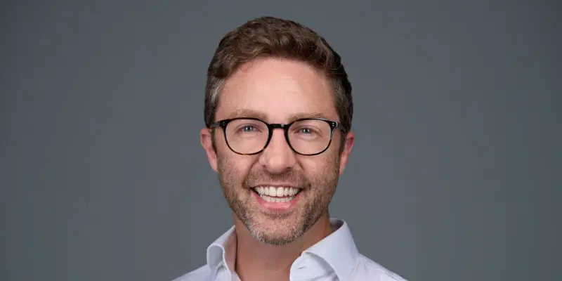 iSAM Securities 任命瑞银老将 Sam Johnson 为全球销售主管