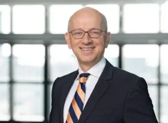 德意志交易所提前三年续约CIO/COO Christoph Böhm，至2029年10月底