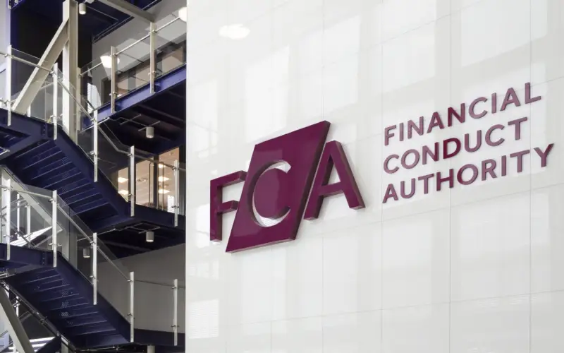 英国FCA获法院没收令:加密货币投资诈骗案两被告须赔付逾85万英镑