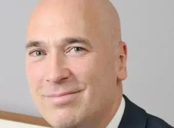 ADSS英国CEO Paul Webb与集团CFO Trevor Beagrie双双离职