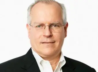 FXSpotStream 任命 Tom San Pietro 为临时 CEO，接替 Alan Schwarz