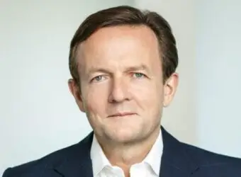 独家:盛宝英国CEO Charles White-Thomson辞职