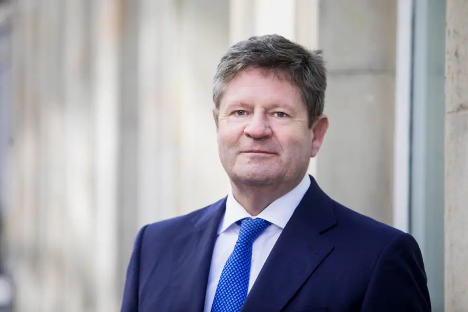 Danske Bank首席财务官Stephan Engels宣布退休，Cecile Hillary接任