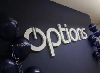 Options Technology收购美国现代化专家Crossvale，强化私有云+AI+应用现代化一体化能力，助力金融机构应对技术债与DORA监管压力