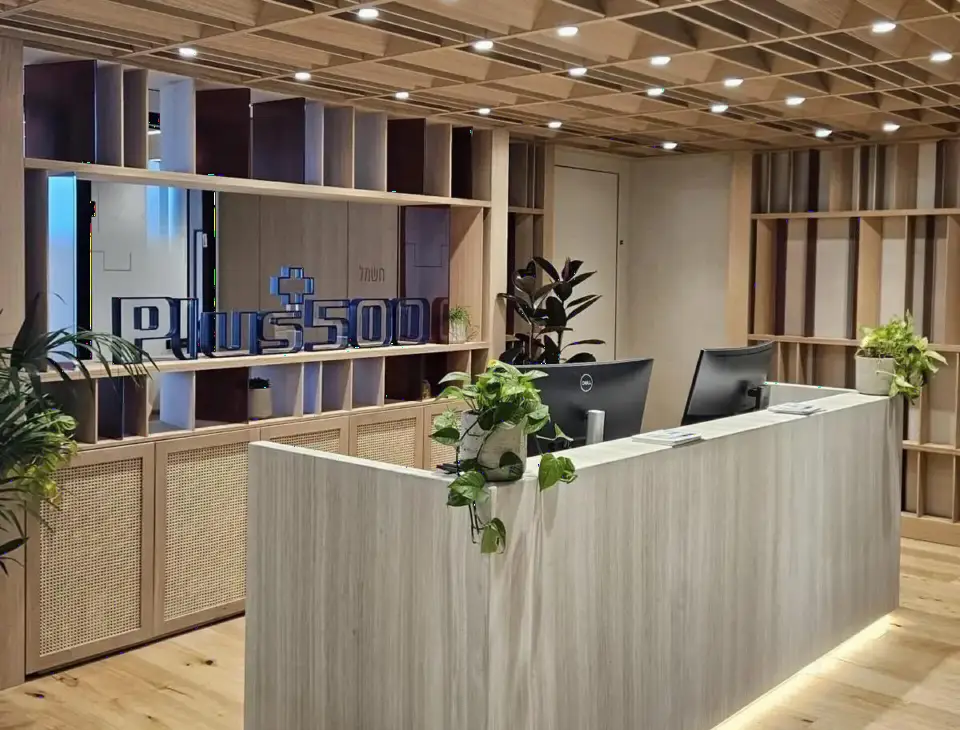 Plus500 宣布有条件收购美国 Hedge Capital Markets 以进军 SEC 监管市场